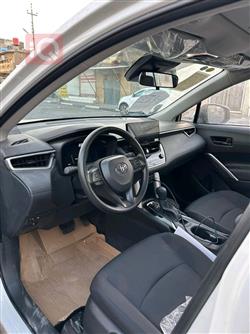 تۆیۆتا کۆرۆلا کرۆس